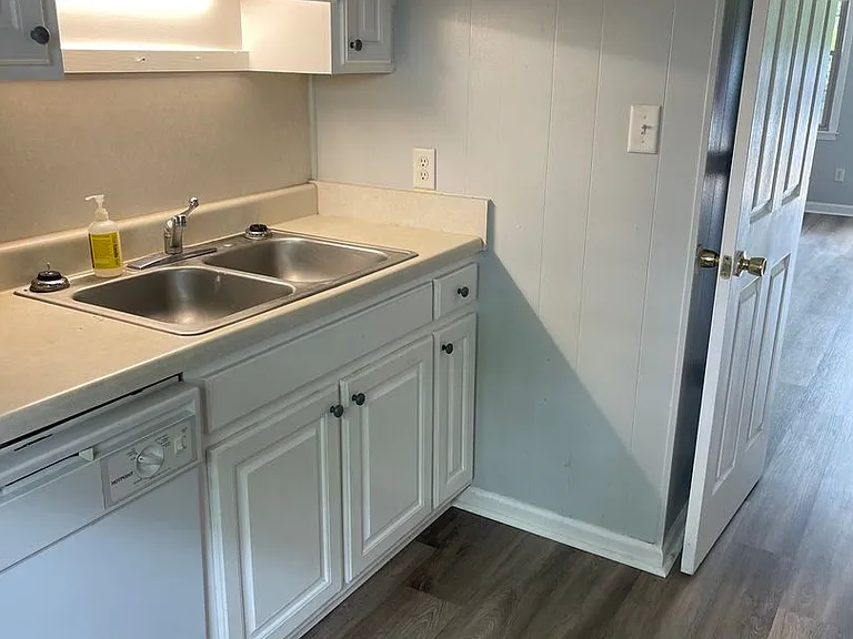 436 Hill St #7 — Photo 8