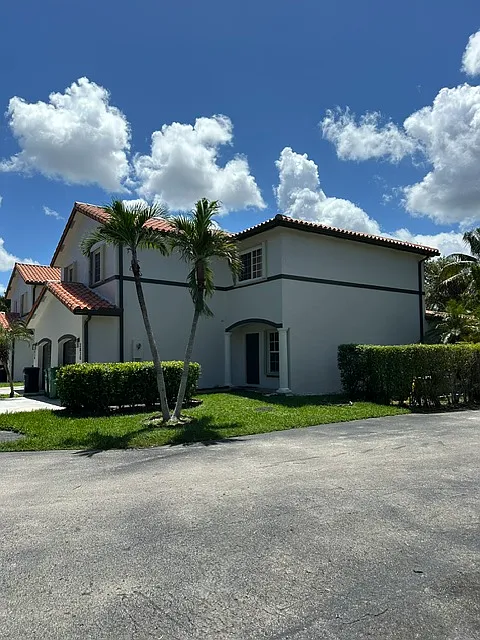 3830 SW 152nd Ct