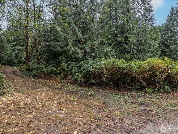 3rd image of 15028 47th Avenue NW