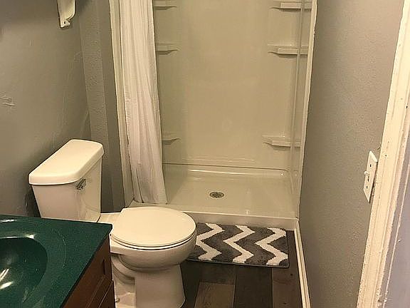 3rd image of 103 S Franklin St #1