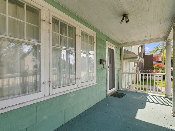 4th image of 1710 10th Ave