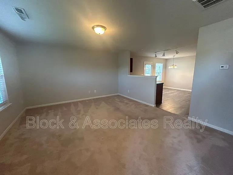 1895 Park Meadow Cir — Photo 5