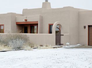 6 Fortuna Rd, Santa Fe, NM 87508