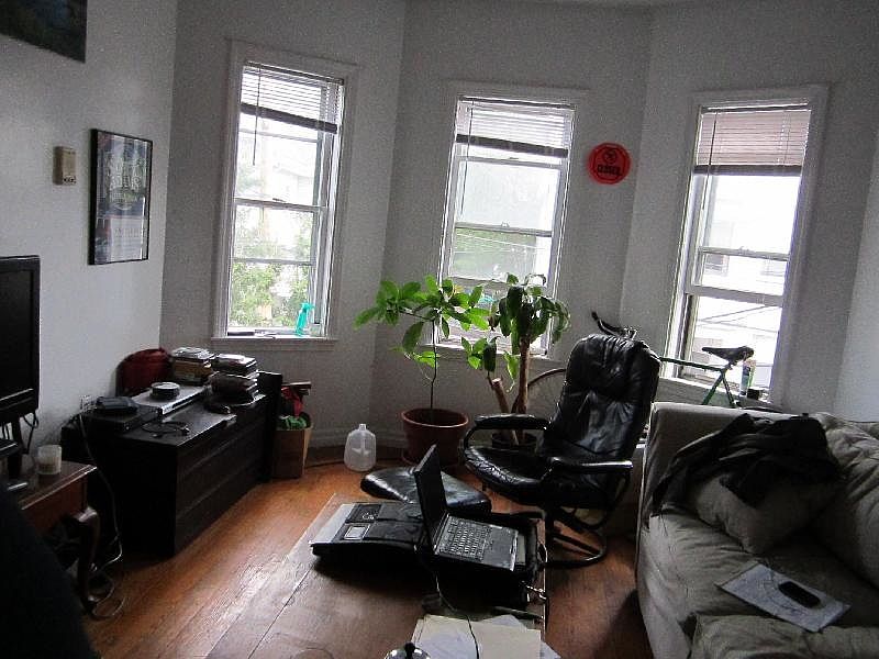 2nd image of 17 Haskell St #2TT
