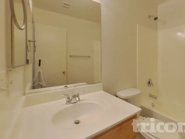 8520 W Sonora St — Photo 16