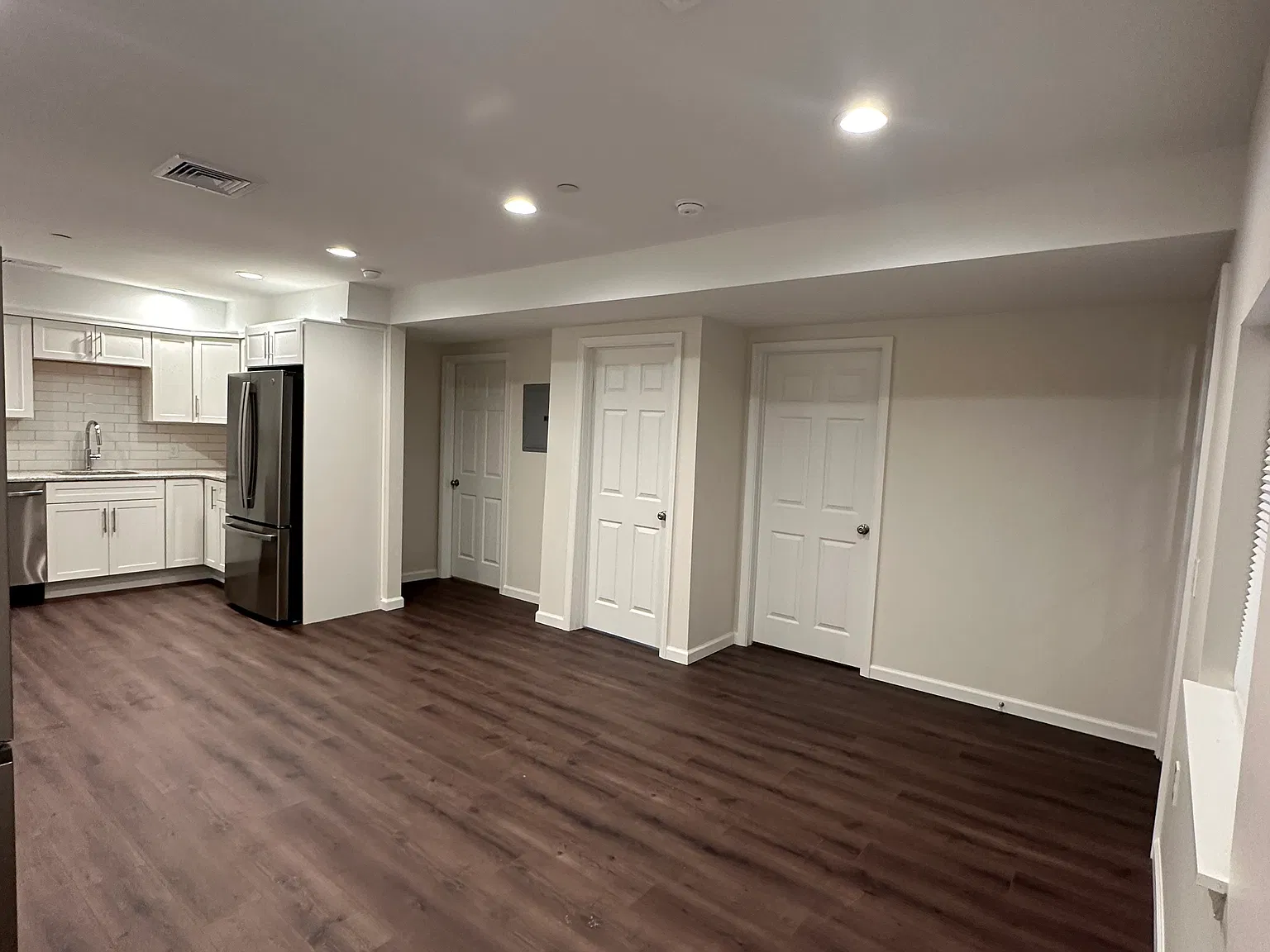 2 bed, 100 sqft, $1,500 — Photo 4