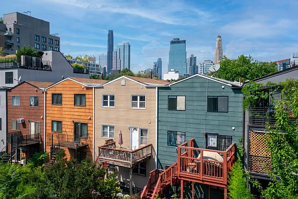 Rented by Spire Group | media 14