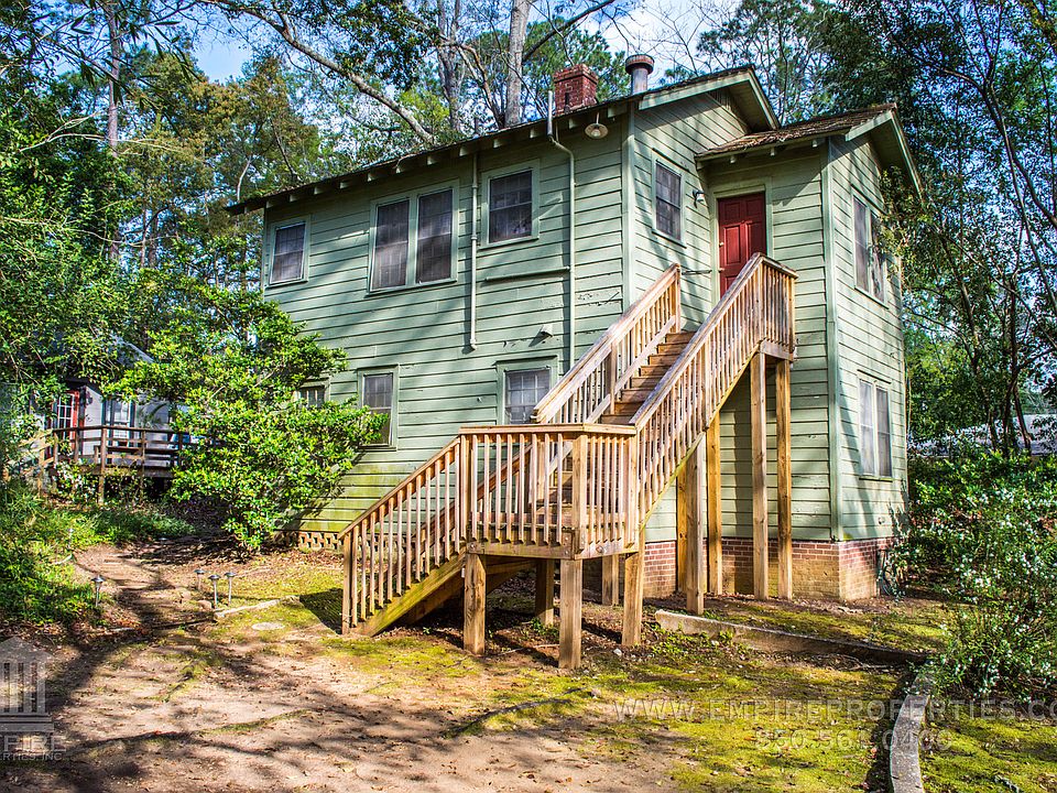 1st image of 718 Edgewood St