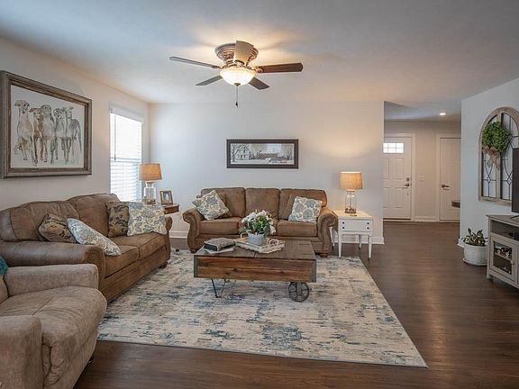 4th image of 1500 Duncan Way