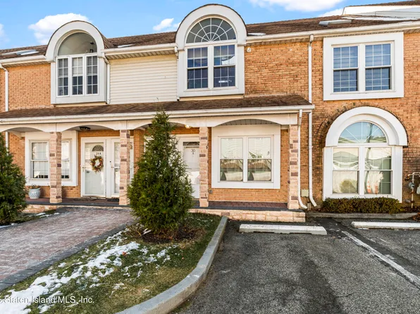 30 Filipe Ln #A, Staten Island, NY 10308