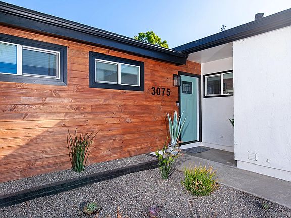 5th image of 3075 Admiral Ave