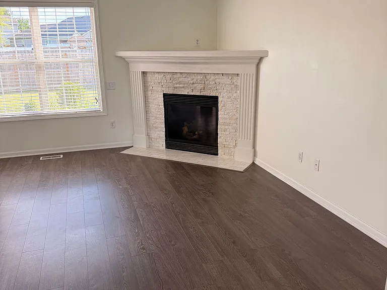 9527 Acacia Psge — Photo 18
