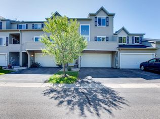 6774 Meadow Grass Ln S, Cottage Grove, MN 55016