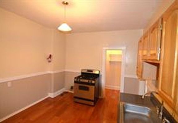 2nd image of 93 Florida St #3