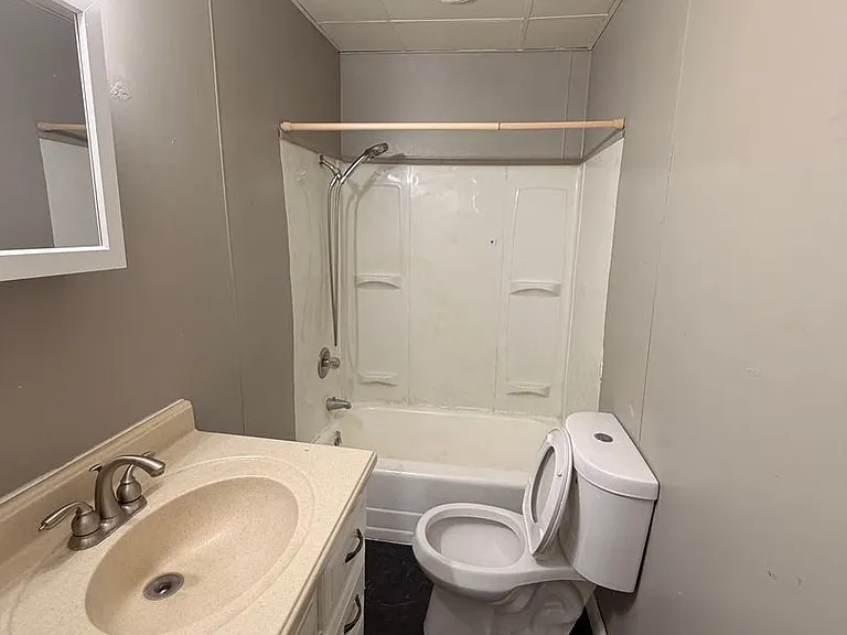 3601 W Highland Blvd — Photo 5