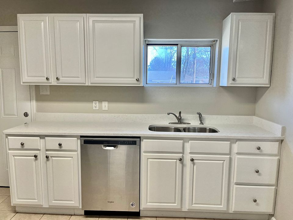1st image of 311 N Vine St #311