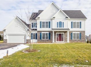 52 Cali Rdg, Fairport, NY 14450