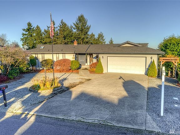 This home, full of character, sits on a quiet dead end street with a limited number of homes.  Large front area offers ample space for guest parking. 