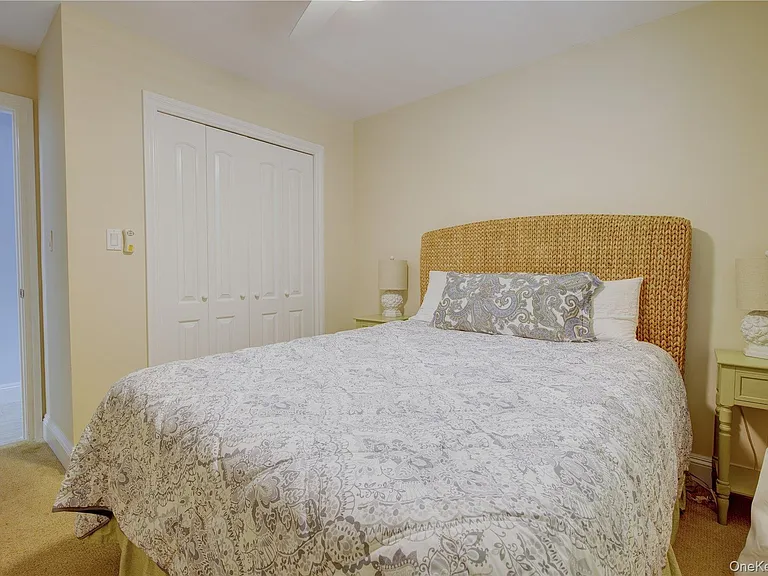 1051 Oceanfront #6 — Photo 23