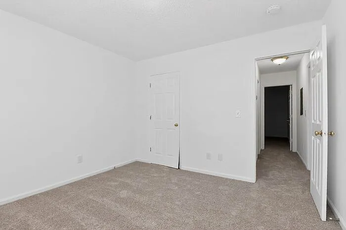 93 Sunderland Rd SW — Photo 22