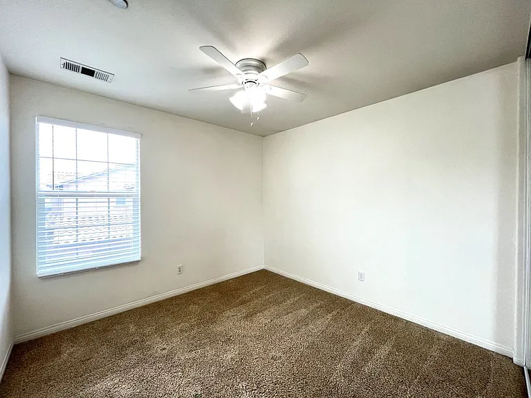 14601 Serenade Dr — Photo 28