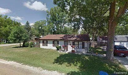 2365 E Bergin Ave photo 1