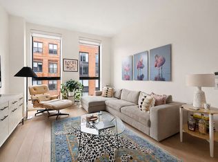 215 N 10th St #4E, Brooklyn, NY