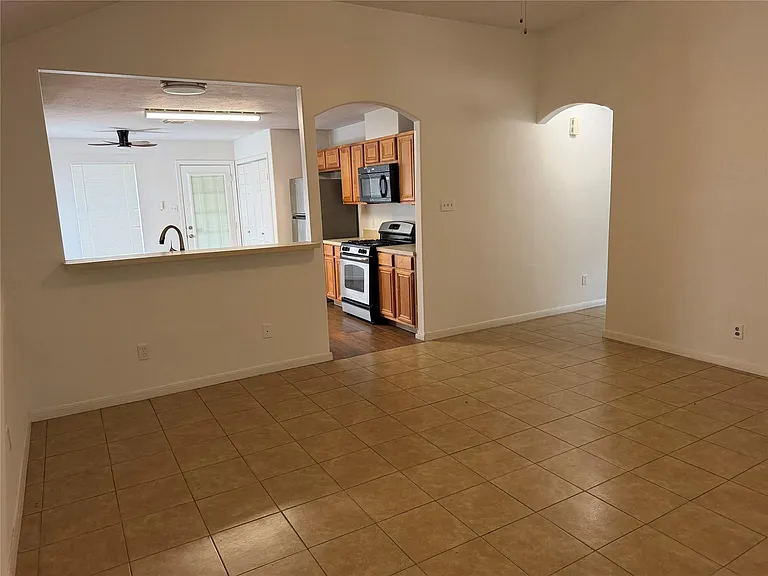 19322 Otter Trail Ct — Photo 5