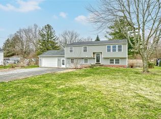 1778 Kenyon Rd, Ontario, NY 14519
