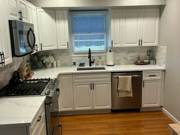 222 17th Ave, Brick, NJ 08724