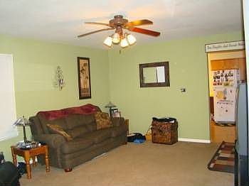 2nd image of 211 Sunnyside Dr