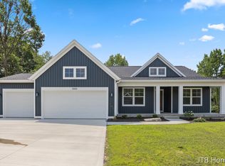 5888 Valley Point Dr SE, Caledonia, MI 49316