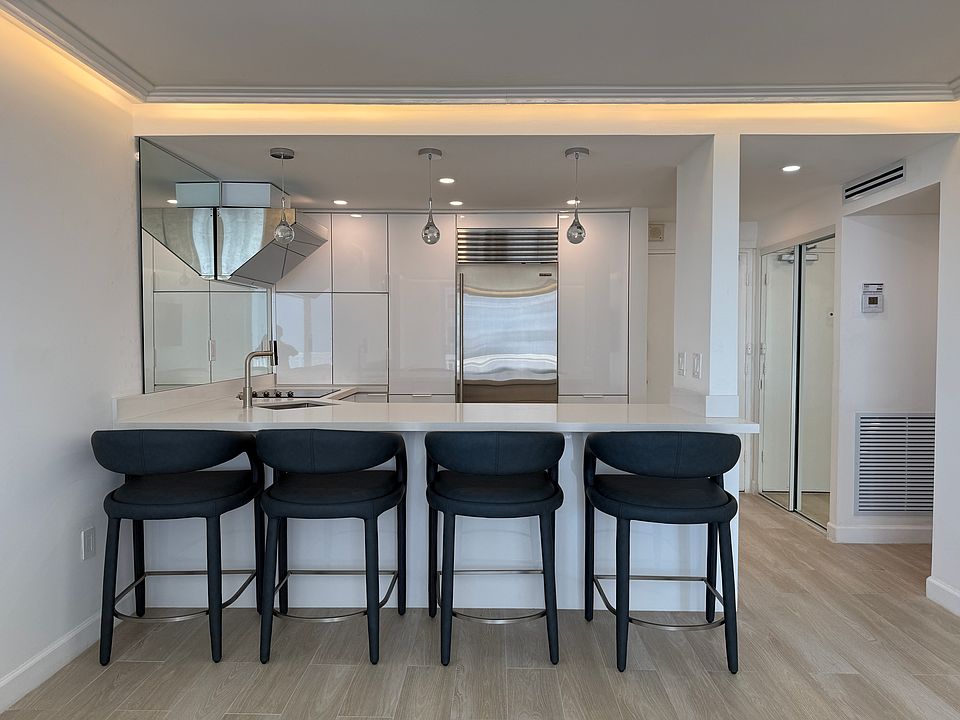 1st image of 401 Ocean Dr APT 614
