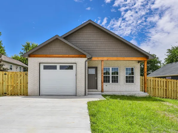 250 W Erin Circle, Bolivar, MO 65613