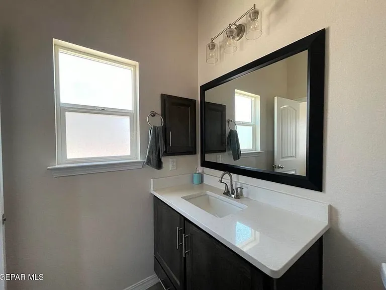 420 Villa Socorro Pl — Photo 24