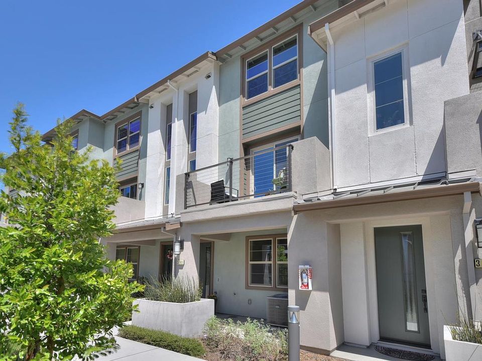 1st image of 3141 Via Siena Pl