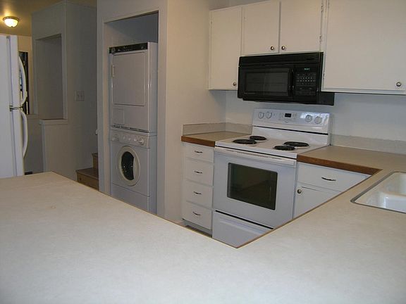 4th image of 5125 Santa Clara Pl APT C