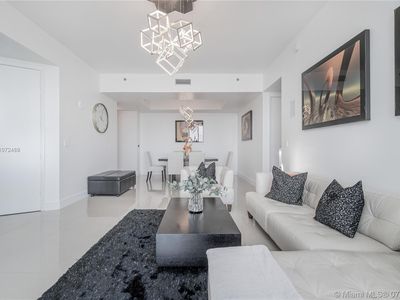 15811 Collins Ave APT 2104, Sunny Isles Beach, FL, 33160