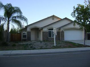 5498 W Ashcroft Ave, Fresno, CA 93722
