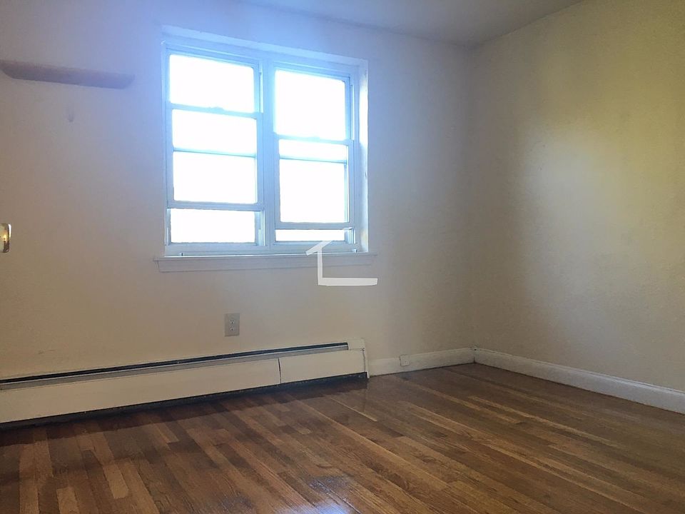 2nd image of 14 Vinal St #26