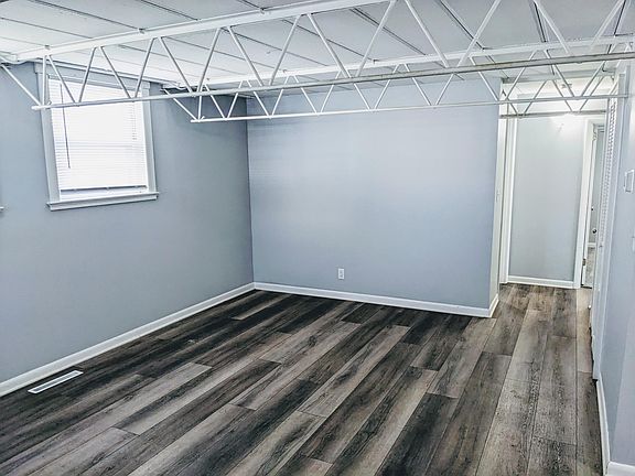 2nd image of 2940 N 50th St