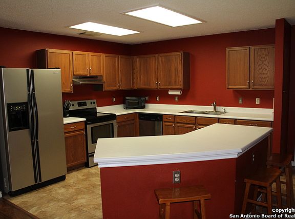 5th image of 6327 Maverick Trail Dr