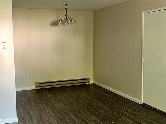3rd image of 15 Birch Glen Dr #13-A