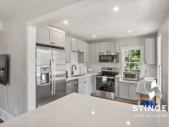 4th image of 606 Carteret St APT 1