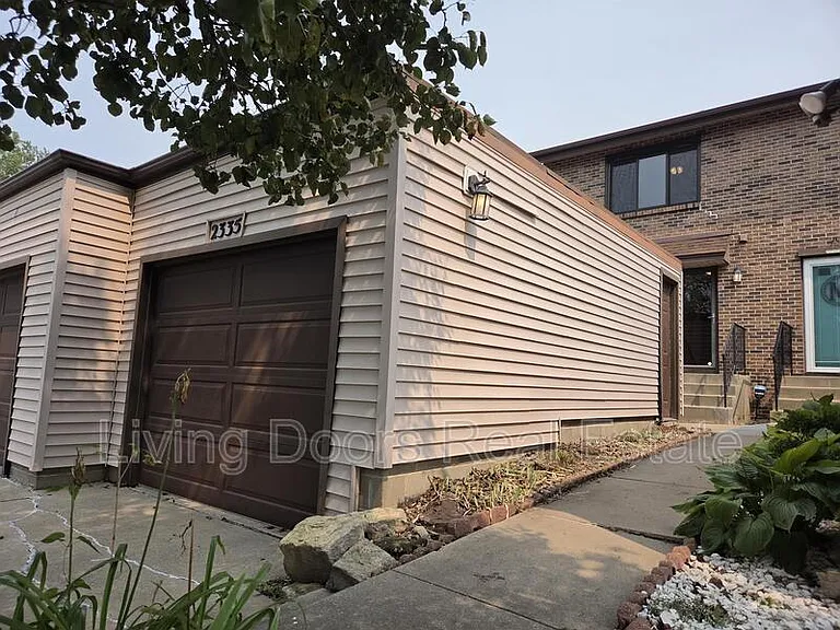 2335 Southwood Pl — Photo 16
