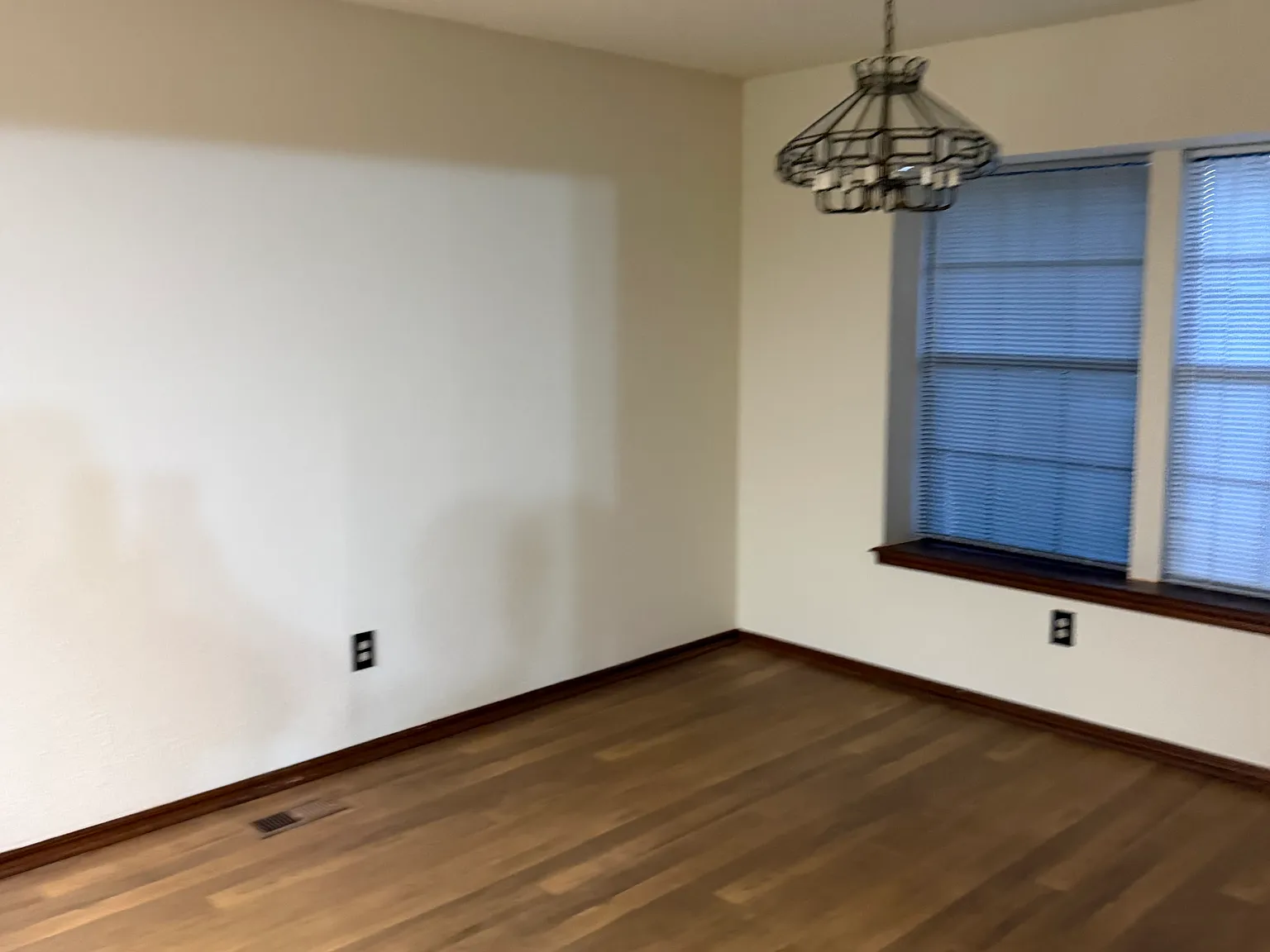3 bed, 1622 sqft, $1,590 — Photo 2