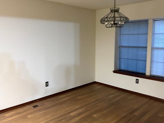 2nd image of 413 Blue Spruce Dr