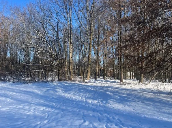 44 Westminster Rd, Hermitage, PA 16148