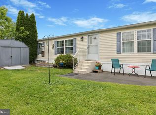 422 Ford Hook Rd, Doylestown, PA 18901