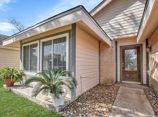 19734 Lake Hollow Ln, Houston, TX 77084